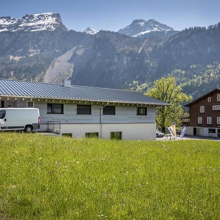 Moto-Center Beo Ag Hotell Brienz  Eksteriør bilde