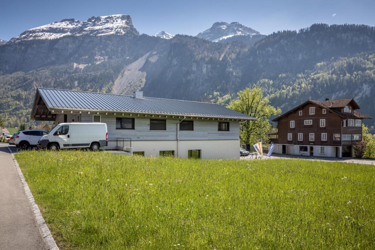 Moto-Center Beo Ag Hotell Brienz  Eksteriør bilde